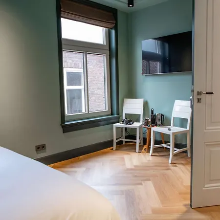 Palette Bed & Breakfast *